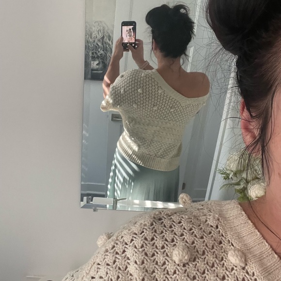 BCBG crop sweater - Picture 6 of 6